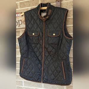 Women's Banana Republic Black Quilted Vest -Size Large